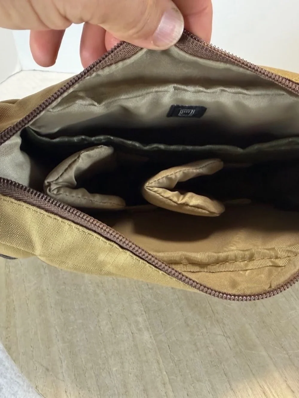 Vanguard Havana 21 Camera Shoulder Bag Khaki Brown DSLR Mirrorless NWT Rain Cove